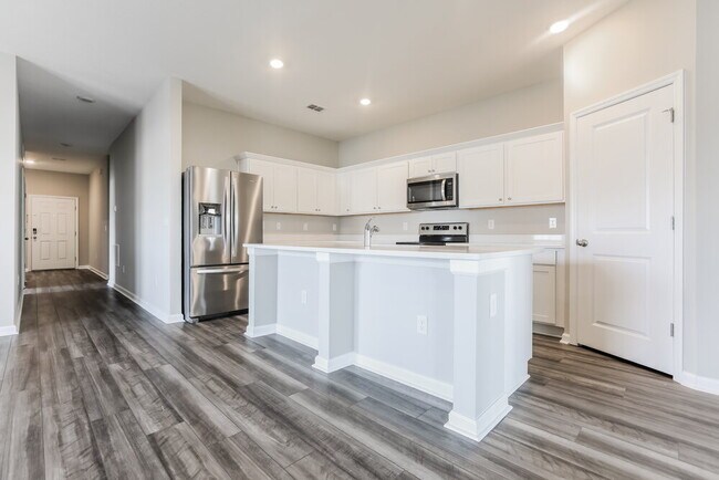 Photo - 2130 Harris Hawk Ave