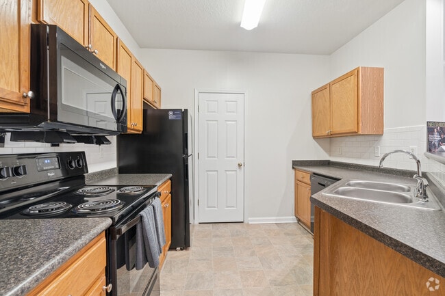 Bulloch 2BR, 2BA - 1,175SF - Kitchen