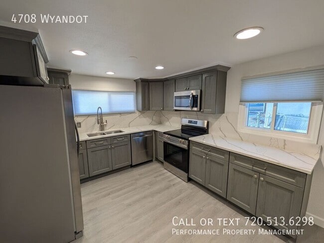 Photo - 4708 Wyandot St