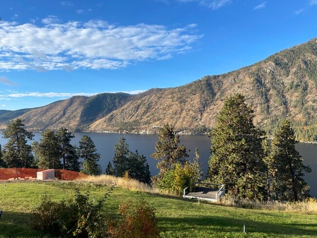 Photo - 1983 Summit Blvd