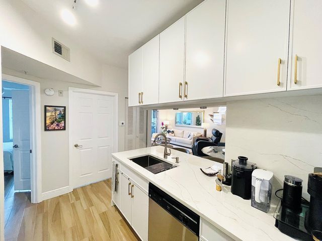 Building Photo - 1405 Tuscany Way Unit 4210