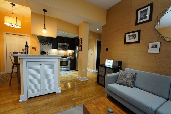 Photo - 187 Wayne St