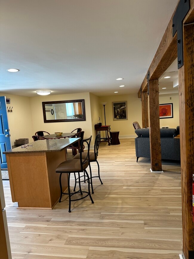 Photo - 11504 6th Ave NW