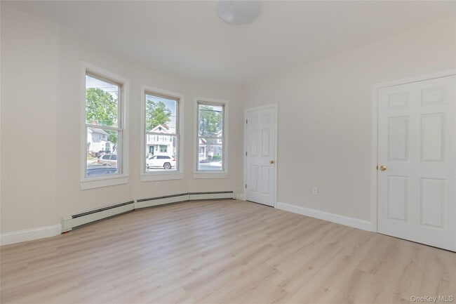 Photo - 106 Winnikee Ave Unidad 3