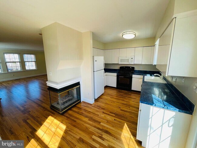 Photo - 25 Herbert St