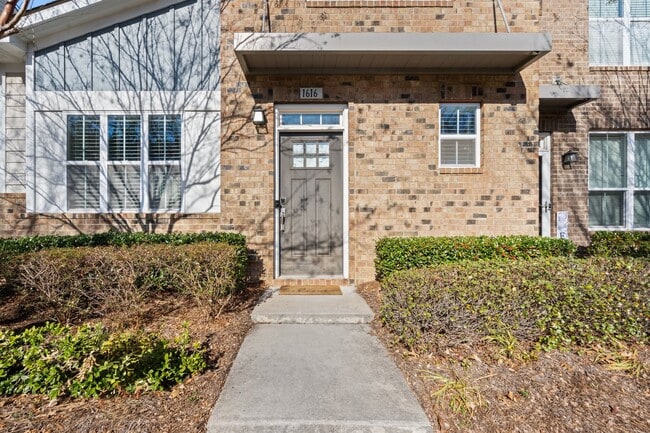 Photo - 1616 Pat Garrett St