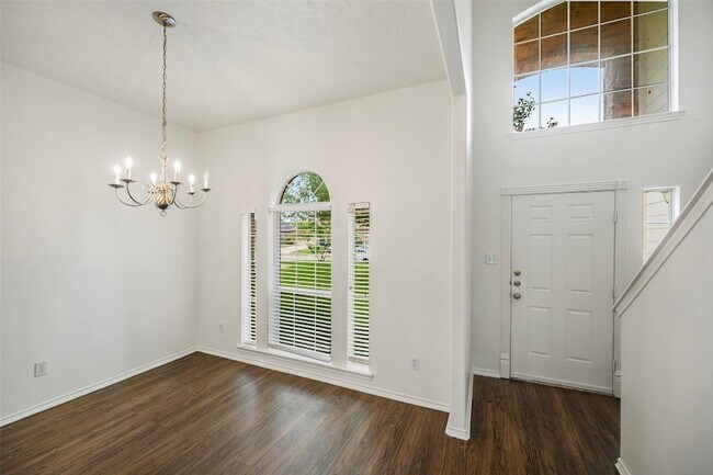 Photo - 18401 Sunrise Oaks Ct