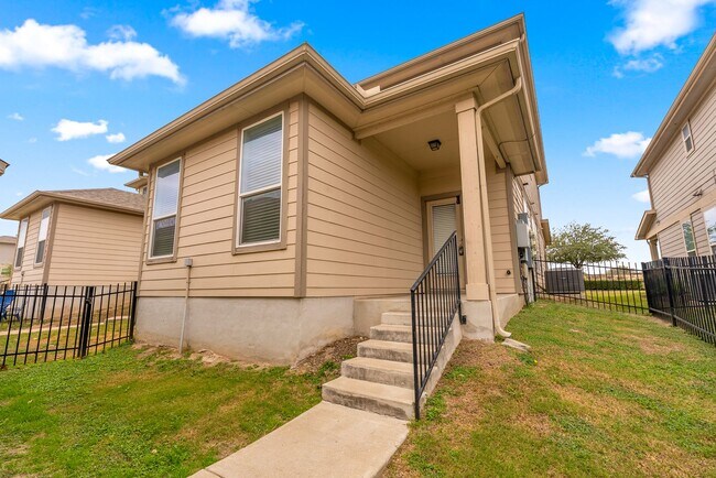 Photo - Beautiful 3 bedroom, 2.5 bathroom home in Plugerville!!!