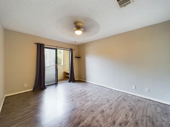 Photo - 2510 San Gabriel St Unit 205