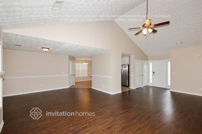 Photo - 3990 Piper Glen Dr NE