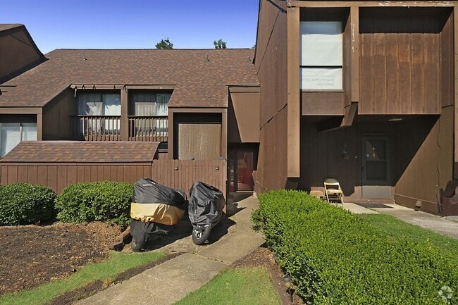 Building Photo - Hickory Hollow Unit 6 Hickory Ct. Rental