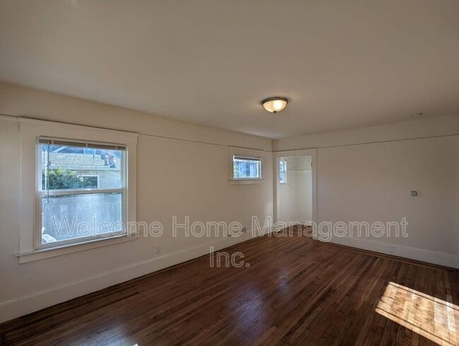 Photo - 1930 California St