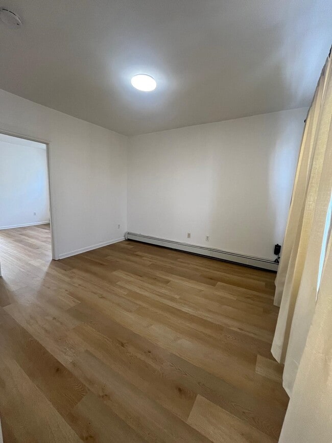 Photo - 88 Devon Terrace Unit 2