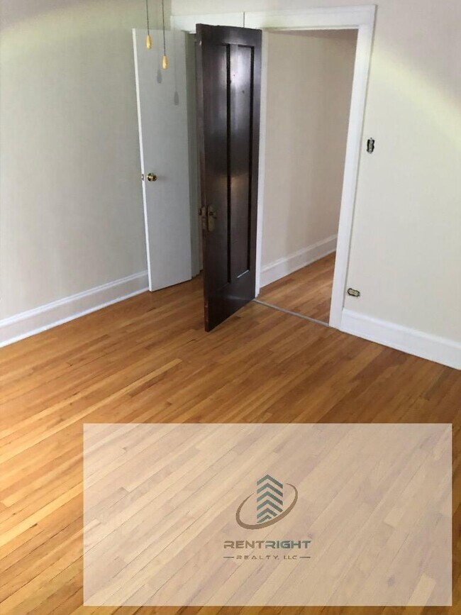 Photo - 3454 N Kedvale Ave Unidad 3464-GDN