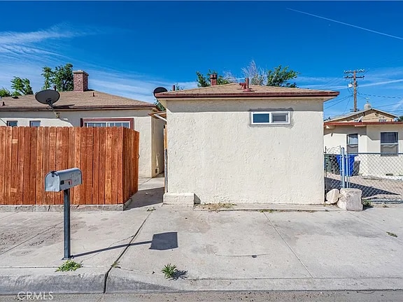 Photo - 15548 Eighth St