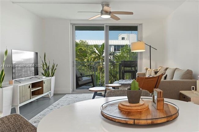 Photo - 777 NE 62nd St Unidad 777 NE 62nd St # C501