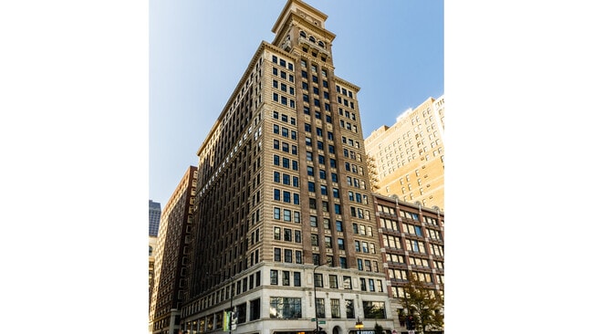 Building Photo - 6 N Michigan Ave Unit 904