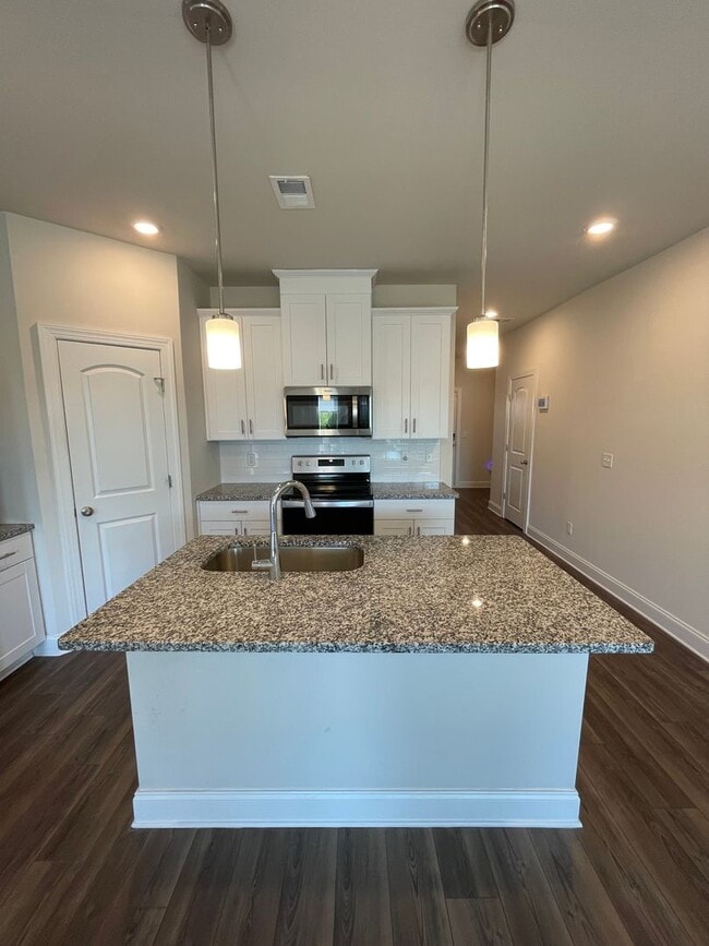 Photo - Modern 3 Bed 2.5 Bath in Columbia