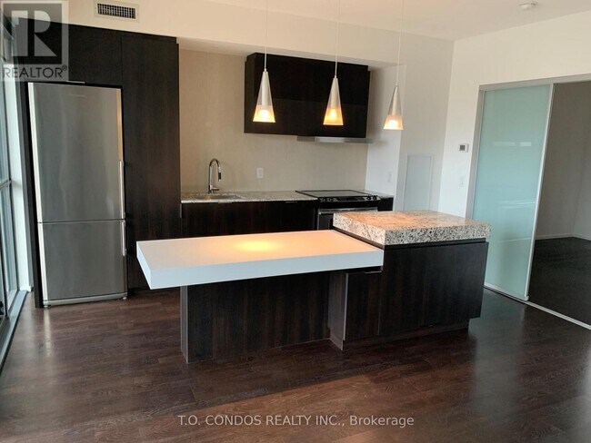 Photo - 101 Charles St E Unit 1908