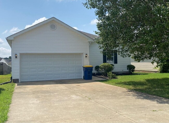 Building Photo - Single Family Home