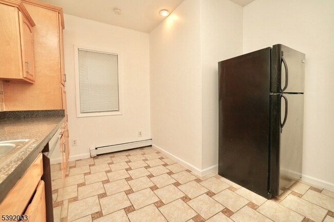 Photo - 466 Cortlandt St Unit 2