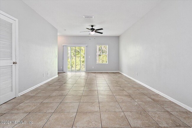 Photo - 780 Servia Dr