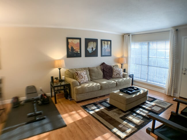 Huge windows with lots of natural light. - 2425 Ashdale Dr Unit 75