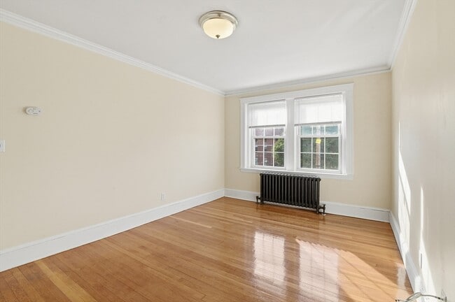 Building Photo - 17 Greenleaf St Unit 24