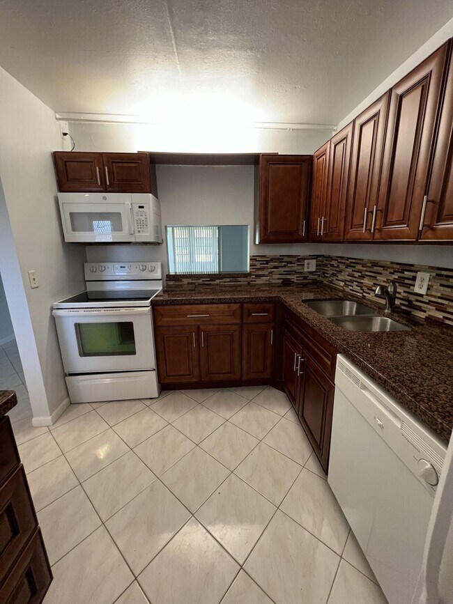 Photo - 2800 Fiore Way Unit 102