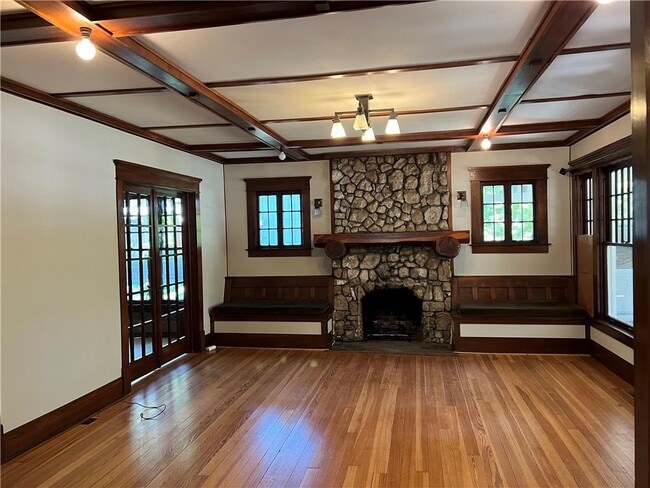 Photo - 606 W Central Ave