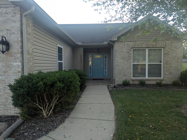 Building Photo - 2234 Sandpiper Ct N