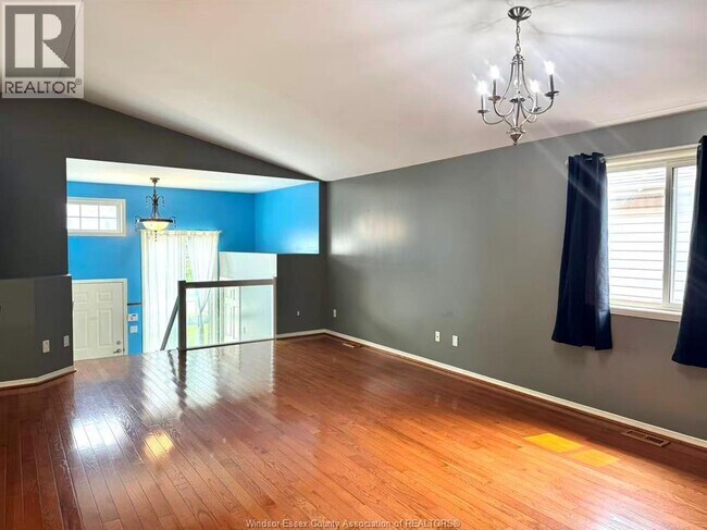 Photo - 1011 Silverdale Dr