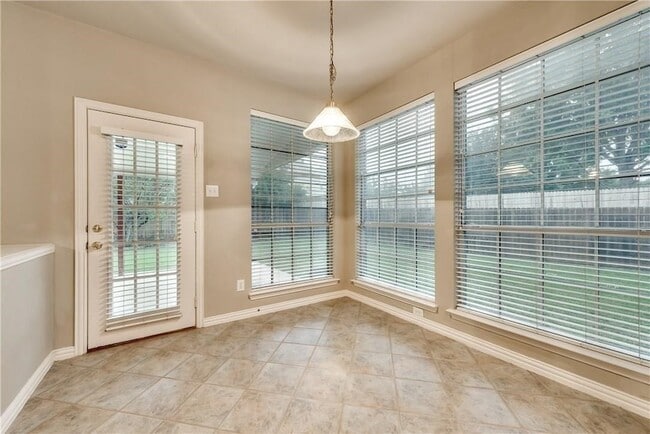 Photo - 2016 Deer Path Ct