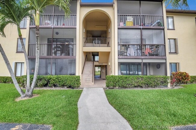 Photo - 616 Sea Pine Way Unit C2