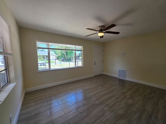Photo - Updated 2 Bedroom 1 Bath in Central Gulfport