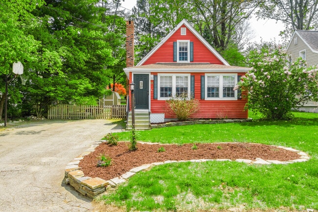 Building Photo - 21 Elsmere Rd