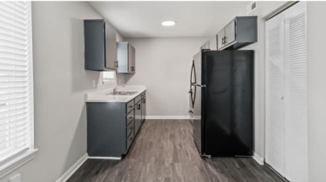 Photo - Autumn Wood Apartments