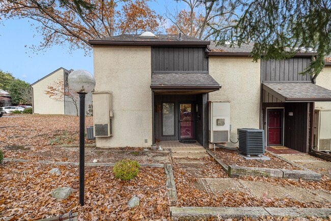 Photo - 15 Beechnut St