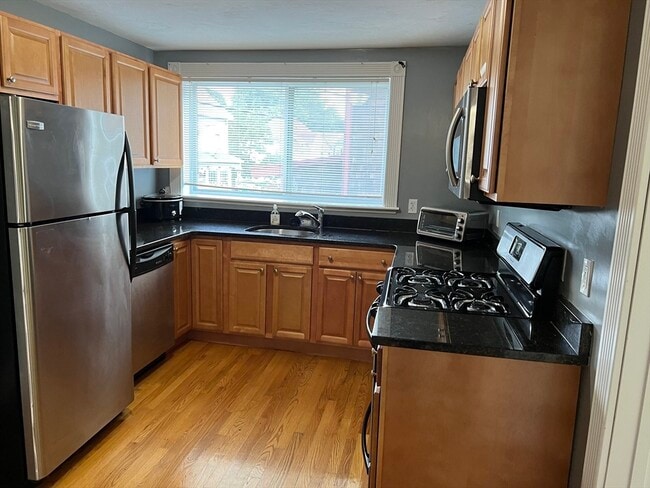 Photo - 144 Washington St Apartment Unit 4