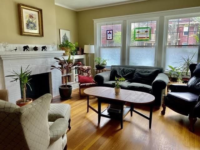 Photo - 389 Lloyd Ave