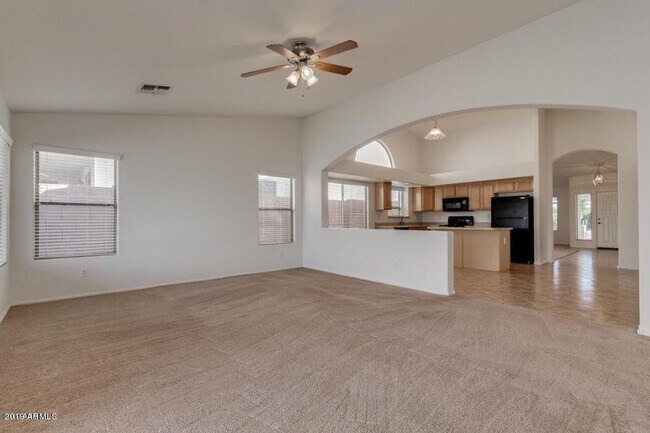 Photo - 42376 W Chisholm Dr
