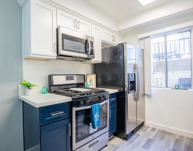 Photo - Magnolia Apartments