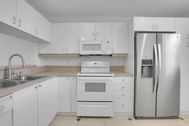 Photo - 315 NW 36th Ave