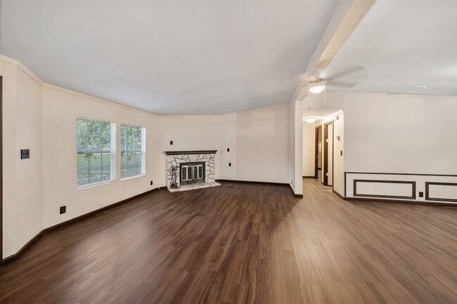 Photo - 110 Charlies Ln