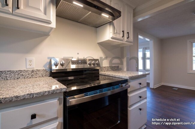 Photo - 7056 Old Railroad Bed Rd