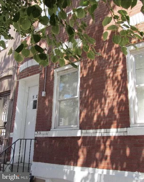 Building Photo - 525 N 33rd St Unit 2 Rental