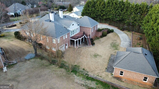 Photo - 678 Verney Dr