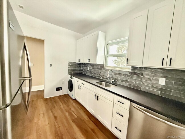 Photo - 55 Ramsey Ave Unit 3rd Floor