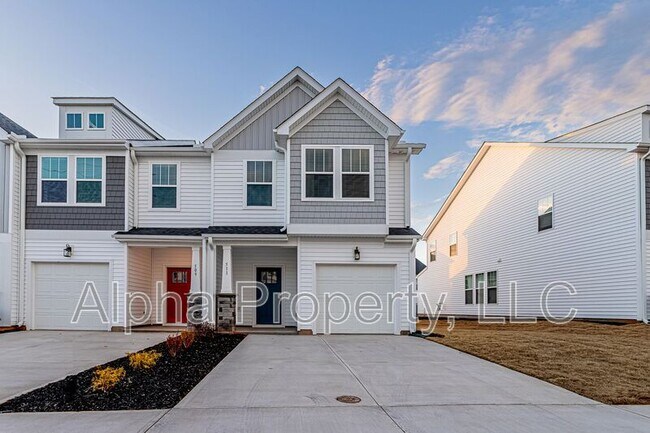 Building Photo - 511 Harebell Wy