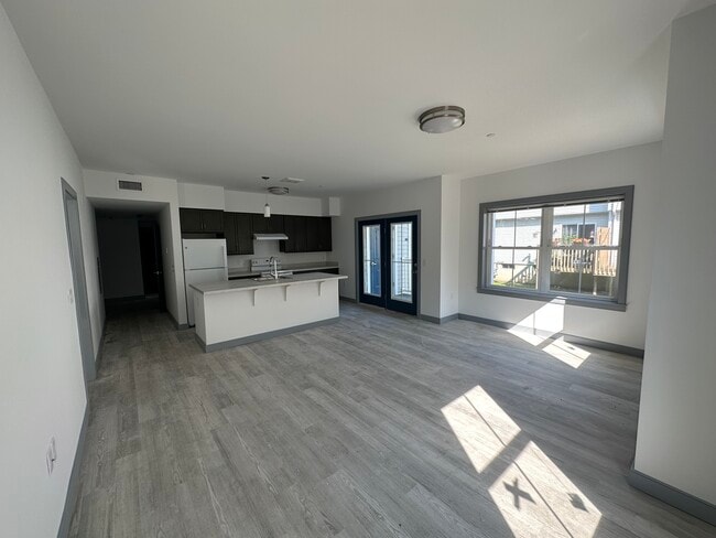 Photo - Bayonet Street Apartments